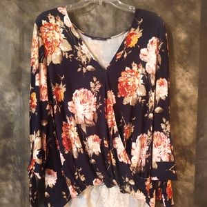 West Kei Blouse XL NWOT